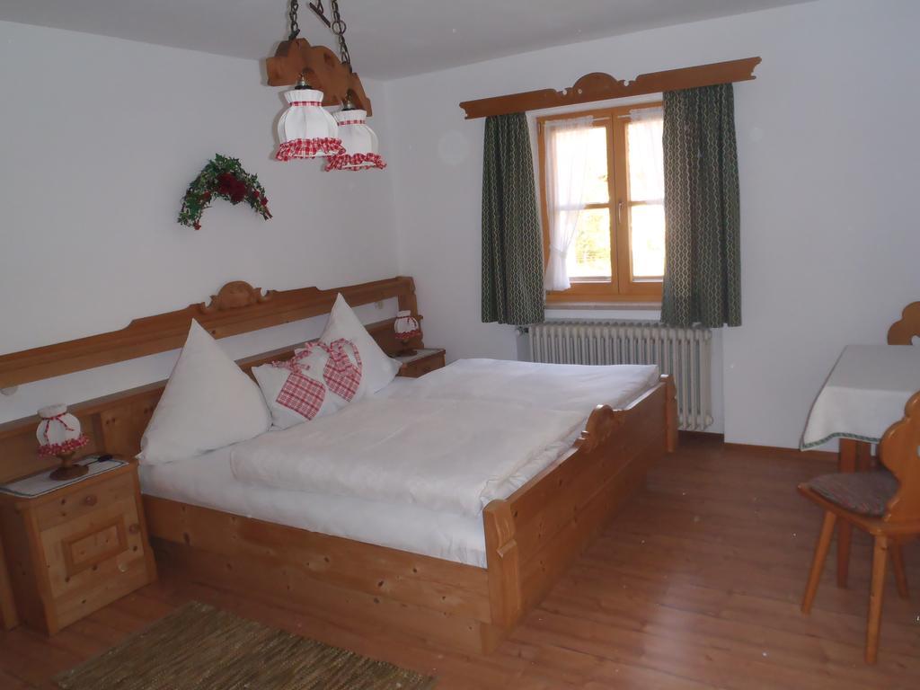 Ferienhaus Bergfreund 미텐발트 객실 사진